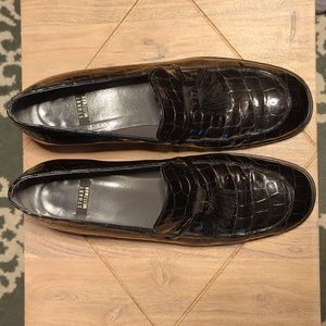 Stuart Weitzman Black Croc-Embossed Tassel Loafers 7.5